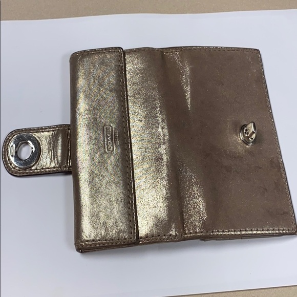 Coach Metallic Gold Leather Turnlock Clutch Wallet - Picture 2 of 15